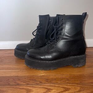 Steve Madden Platform Boots